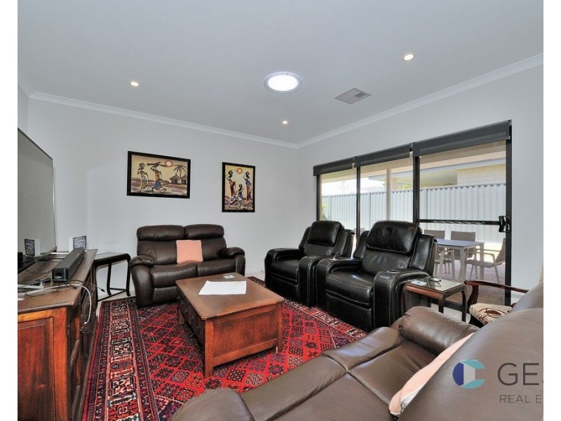 17 WASKERLY PLACE, Aveley WA 6069