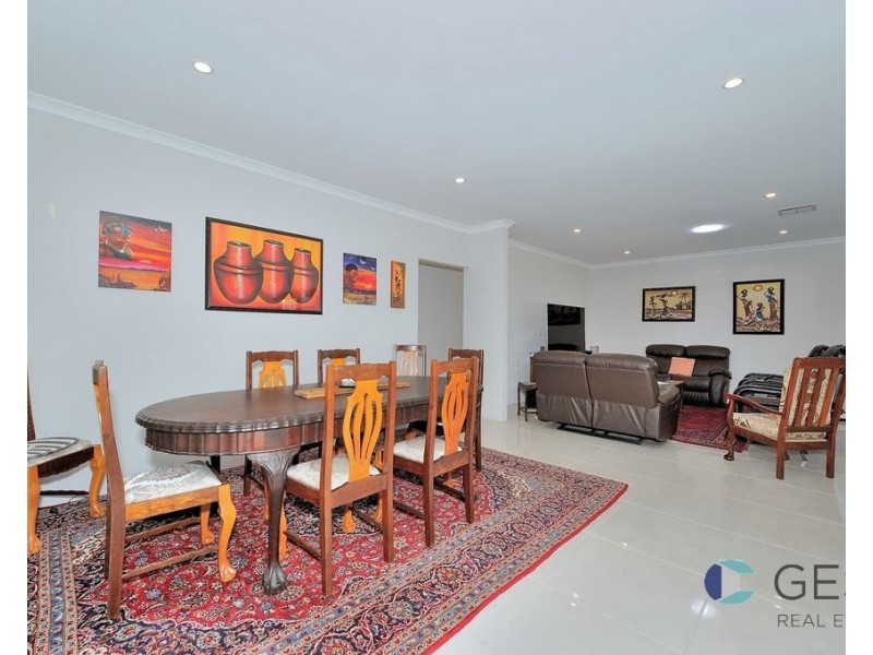 17 WASKERLY PLACE, Aveley WA 6069
