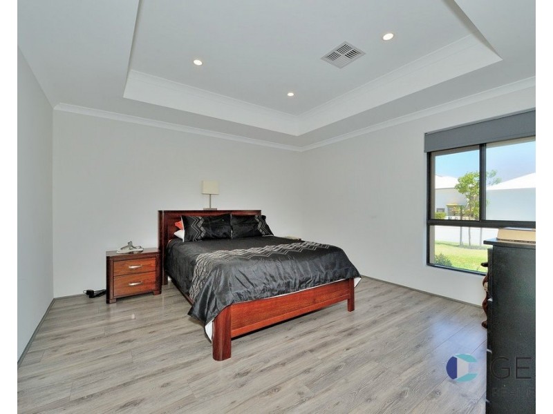 17 WASKERLY PLACE, Aveley WA 6069