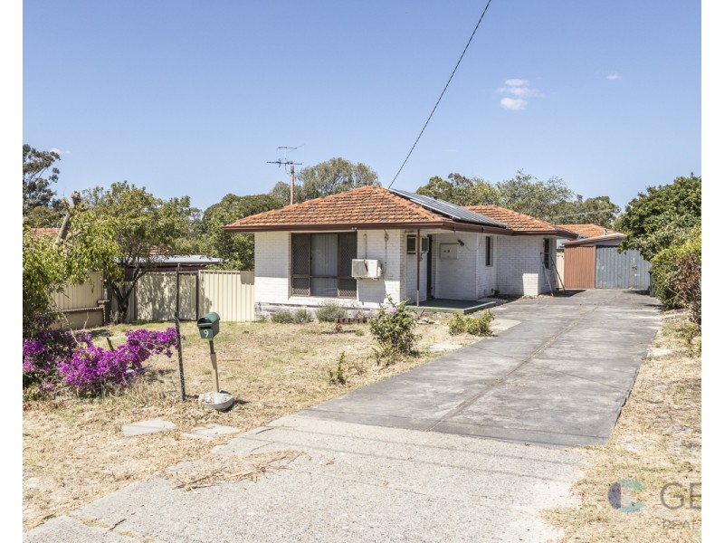 9 ROCHFORD WAY, Girrawheen WA 6064