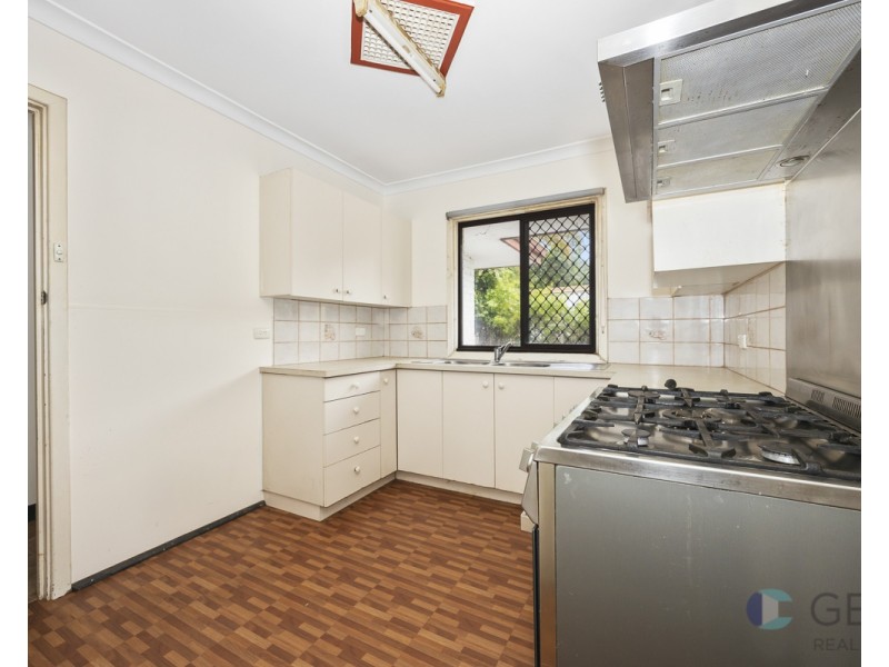 9 ROCHFORD WAY, Girrawheen WA 6064