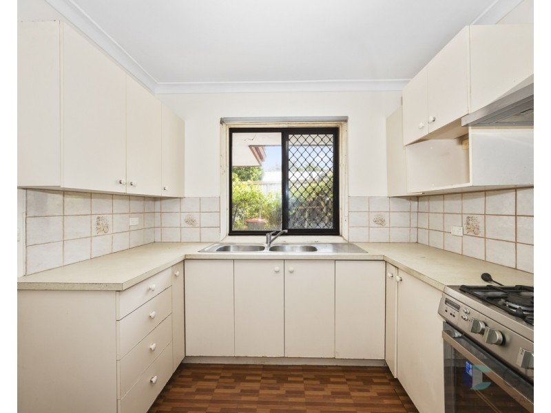 9 ROCHFORD WAY, Girrawheen WA 6064