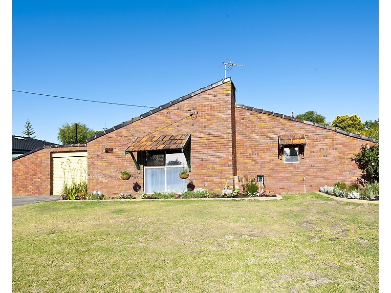 20 DRESSLER WAY, Girrawheen WA 6064