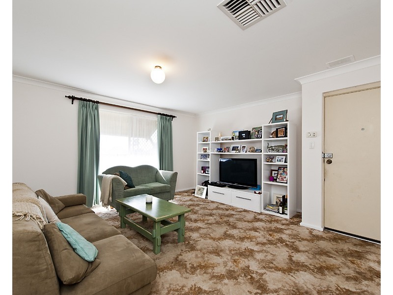 20 DRESSLER WAY, Girrawheen WA 6064