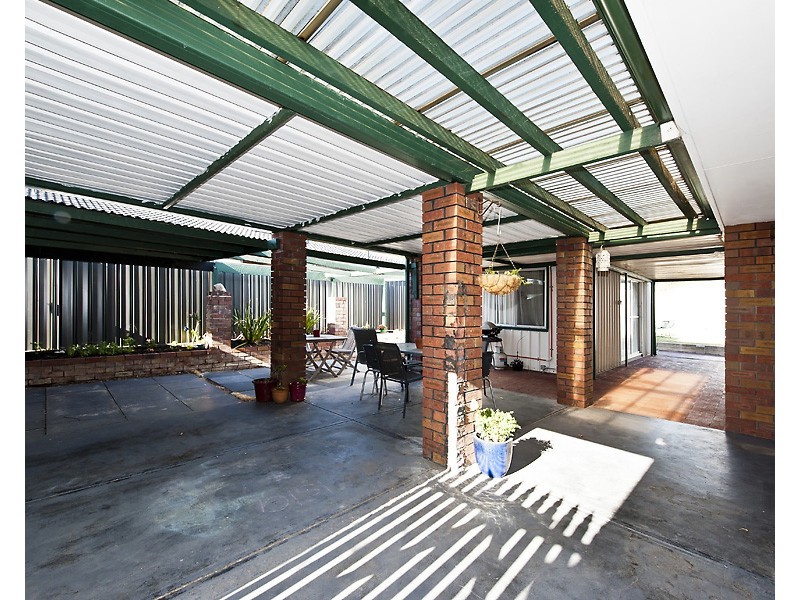 20 DRESSLER WAY, Girrawheen WA 6064