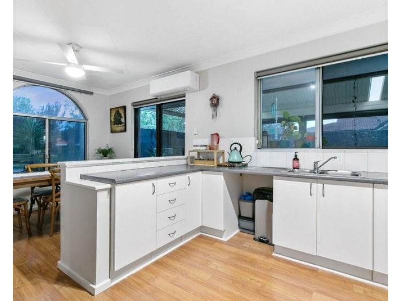 42 FARLEY WAY, Bayswater WA 6053
