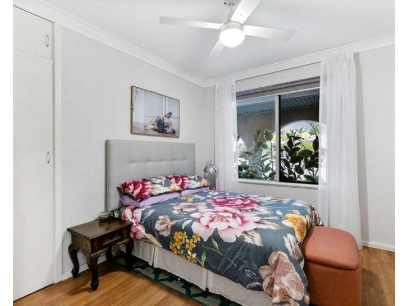 42 FARLEY WAY, Bayswater WA 6053