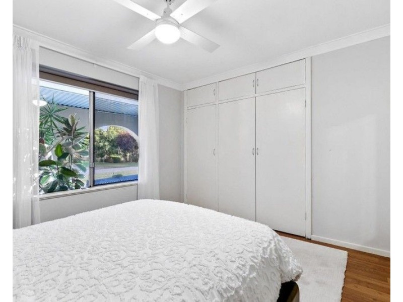 42 FARLEY WAY, Bayswater WA 6053