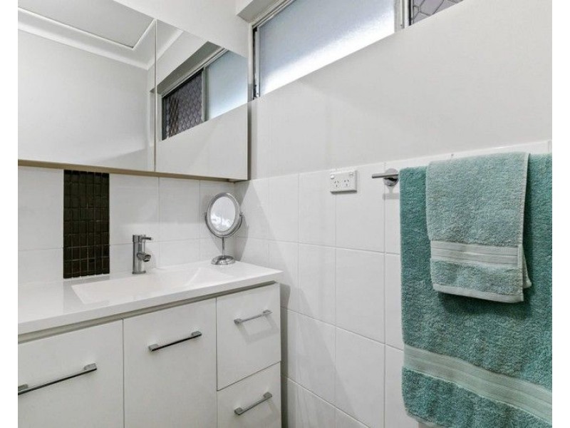 42 FARLEY WAY, Bayswater WA 6053