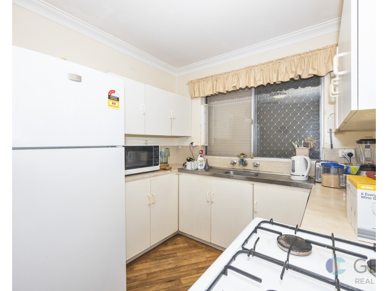 42B TEMPLETON CRESCENT, Girrawheen WA 6064