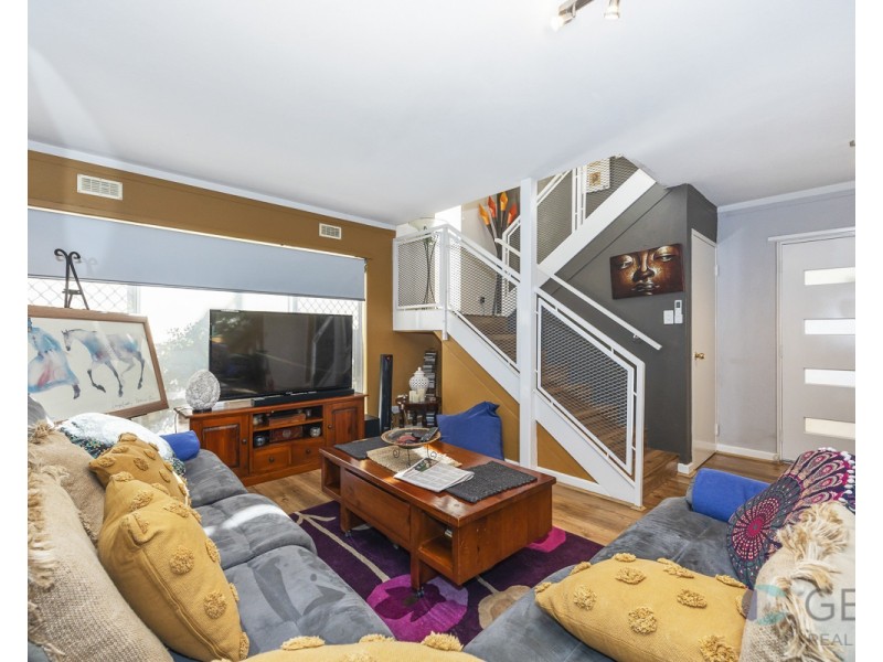 12A CASSERLEY AVENUE, Girrawheen WA 6064