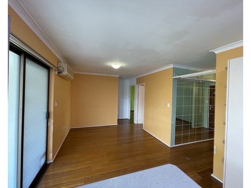 19 Kestrel Way, Thornlie WA 6108
