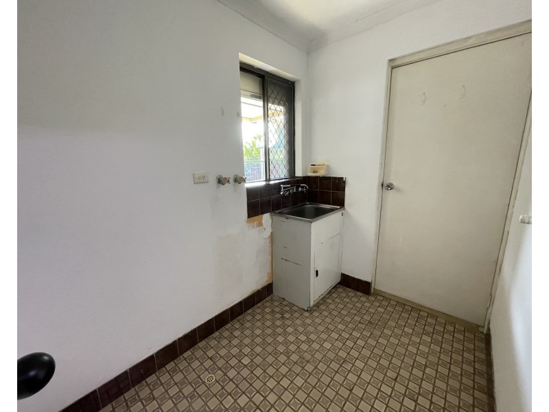 19 Kestrel Way, Thornlie WA 6108