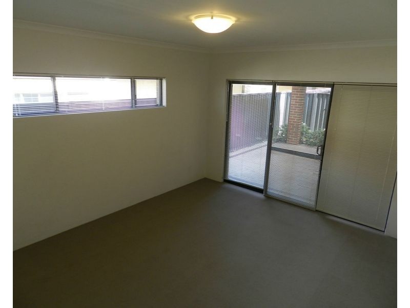 5 Koroit Way, Aveley WA 6069