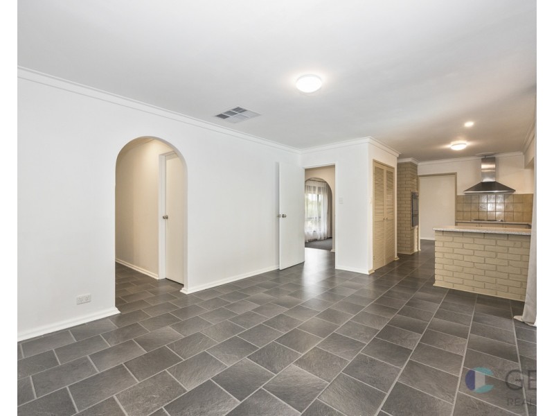 8 O’GRADY WAY, Girrawheen WA 6064