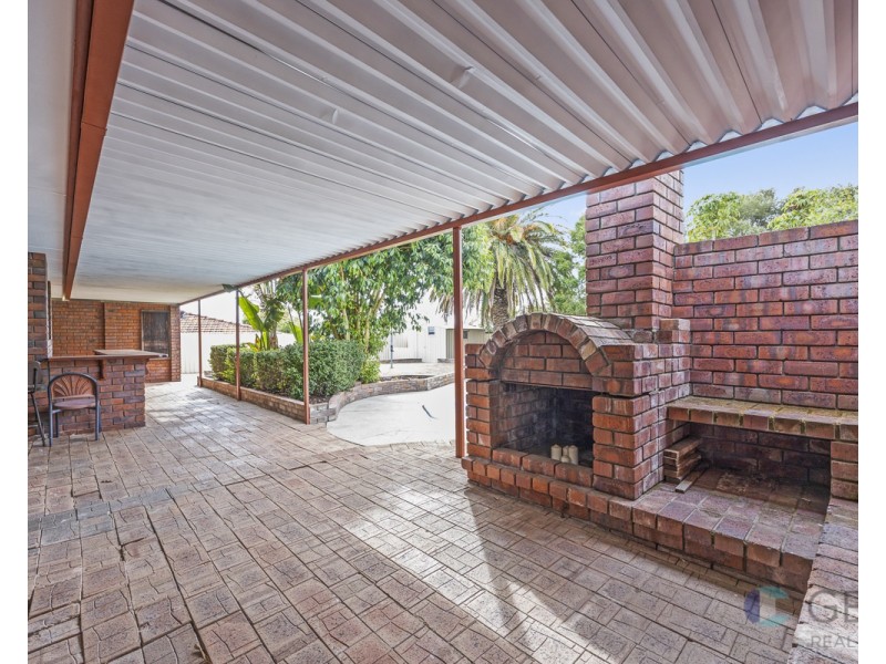 8 O’GRADY WAY, Girrawheen WA 6064