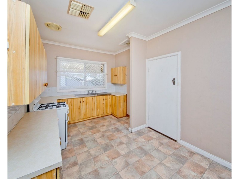 7 DANEHILL WAY, Balga WA 6061