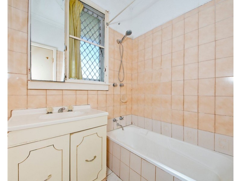 7 DANEHILL WAY, Balga WA 6061