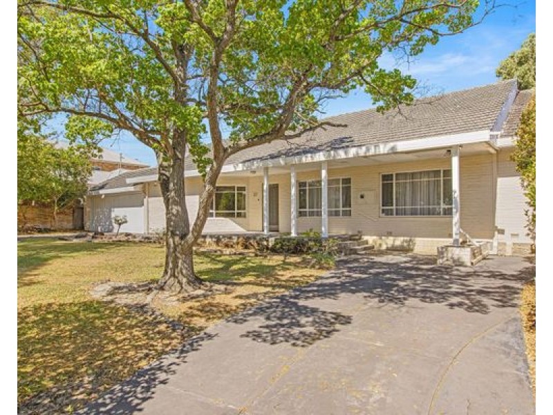 33 FRASER ROAD, Applecross WA 6153