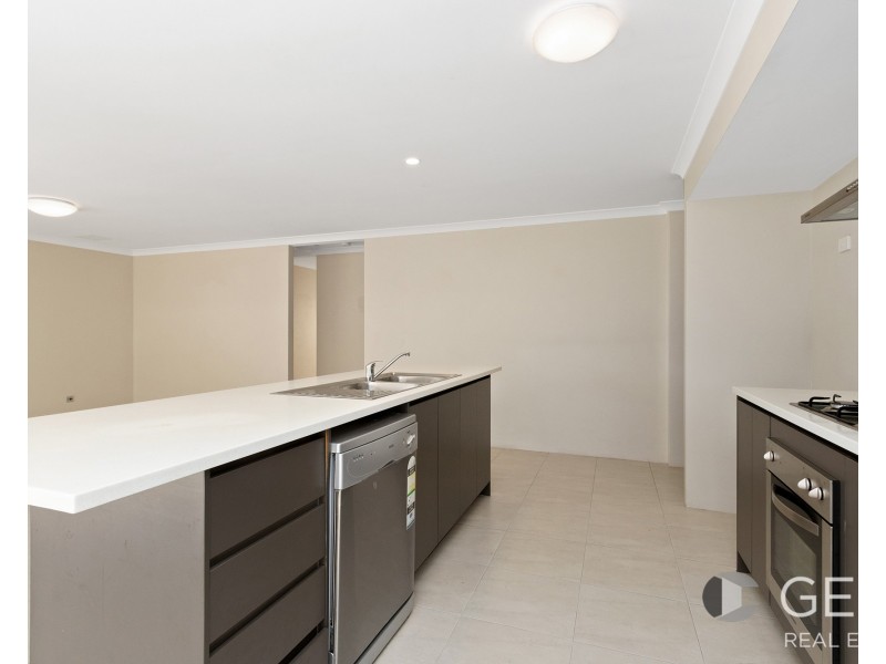 6 Birmingham Way, Darch WA 6065