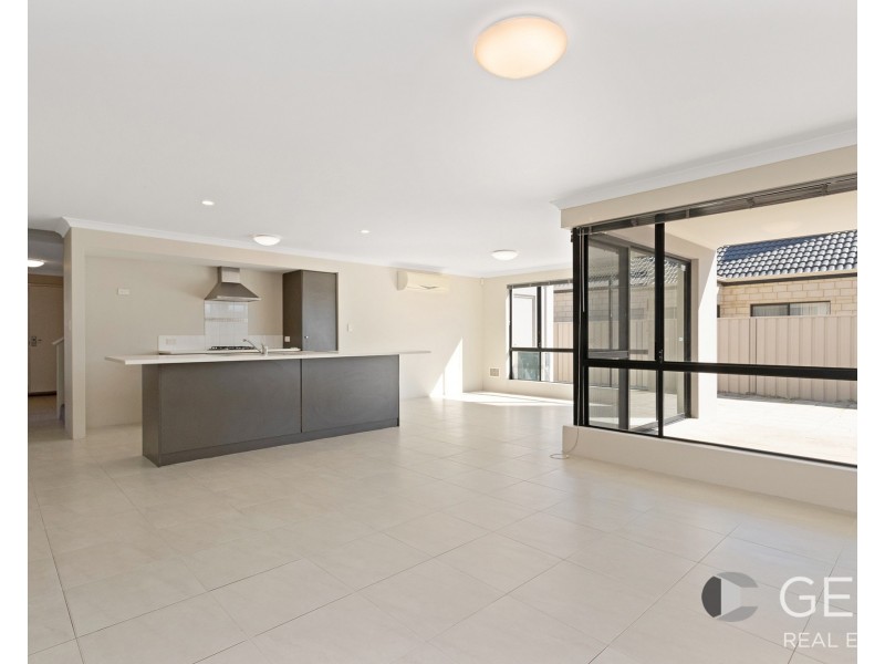 6 Birmingham Way, Darch WA 6065