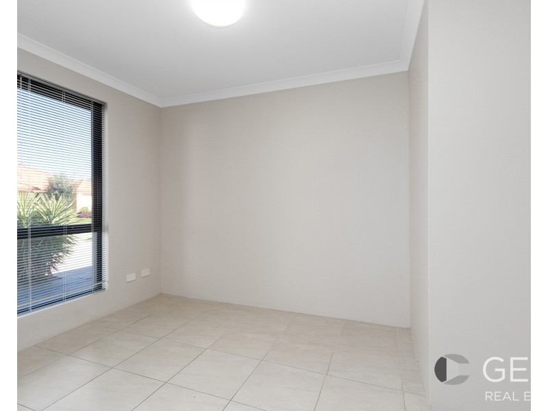 6 Birmingham Way, Darch WA 6065