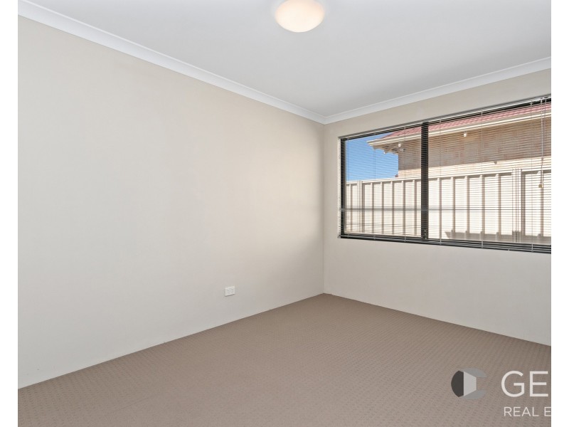 6 Birmingham Way, Darch WA 6065