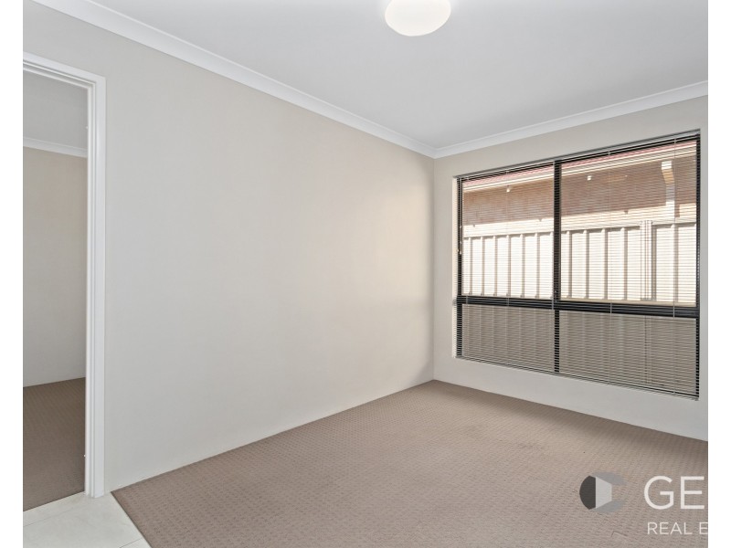 6 Birmingham Way, Darch WA 6065