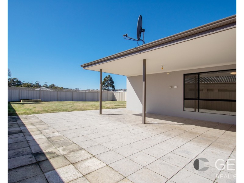 6 Birmingham Way, Darch WA 6065