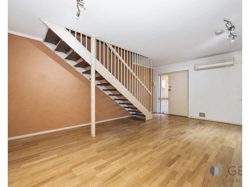 5/20 SHORTLAND WAY, Girrawheen WA 6064