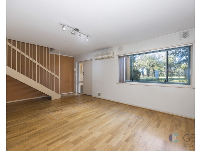 5/20 SHORTLAND WAY, Girrawheen WA 6064