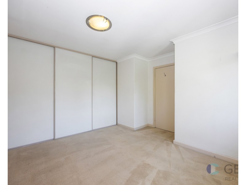 5/20 SHORTLAND WAY, Girrawheen WA 6064