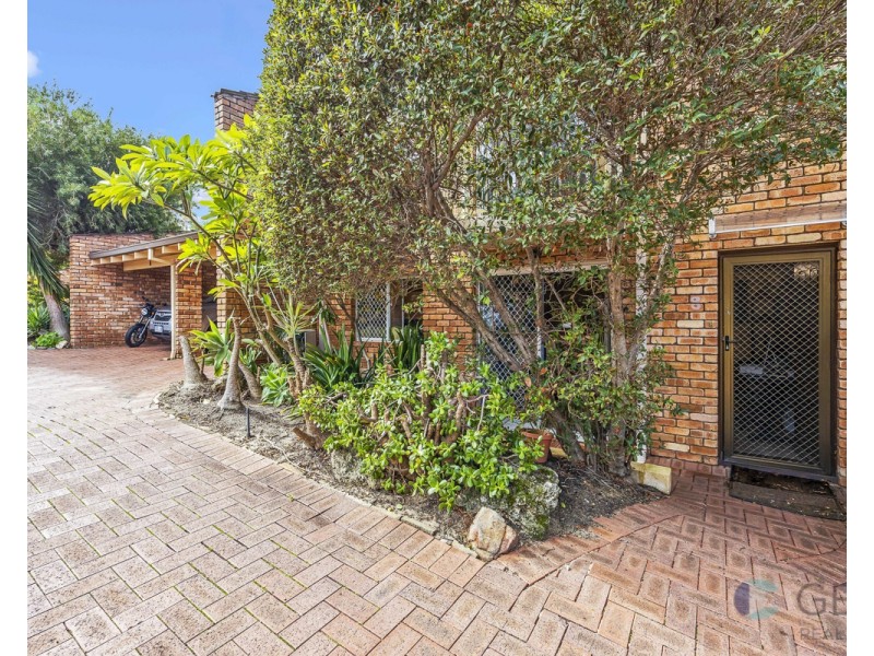 8/10 Fletcher Street, Yokine WA 6060