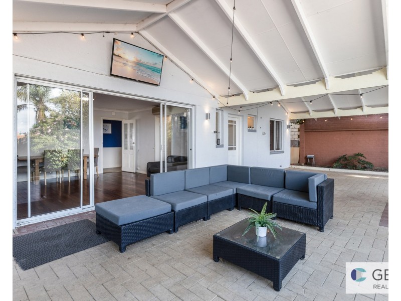 35 Lalina Way, Wanneroo WA 6065