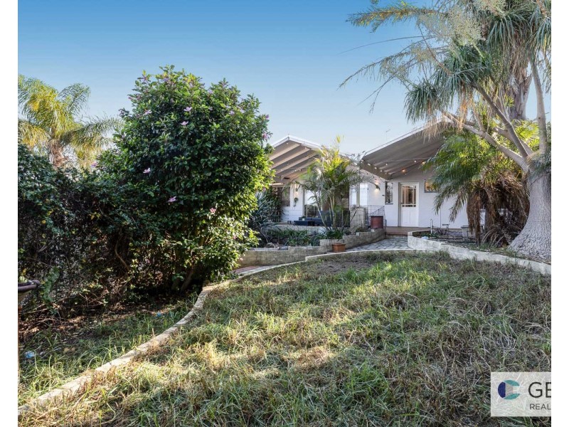 35 Lalina Way, Wanneroo WA 6065