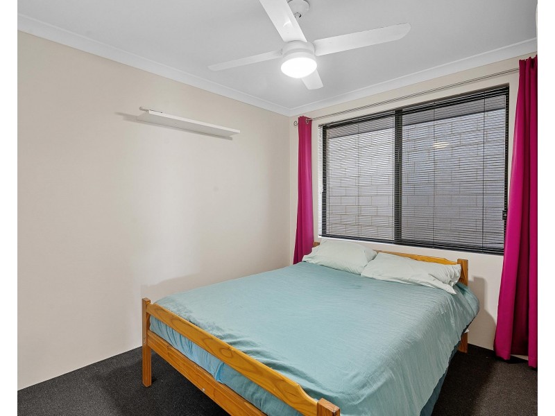 32 Floresta Street, Sinagra WA 6065