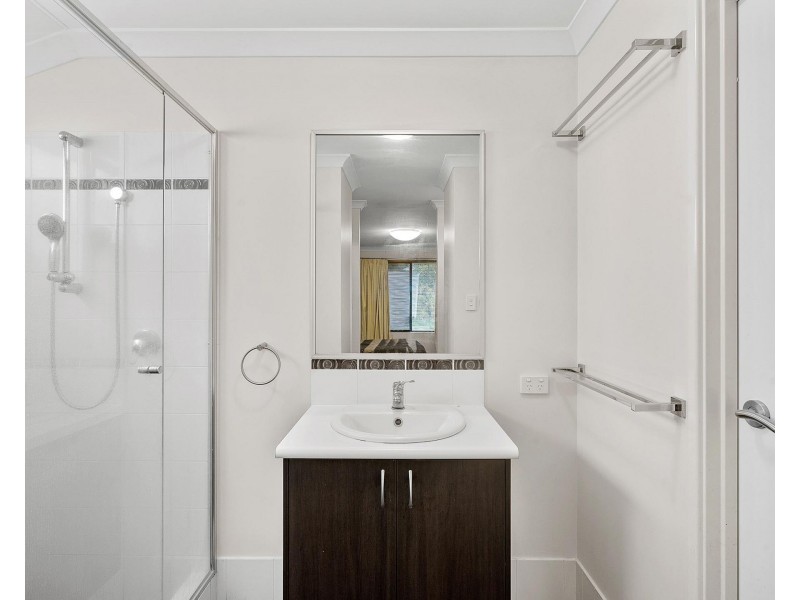 32 Floresta Street, Sinagra WA 6065