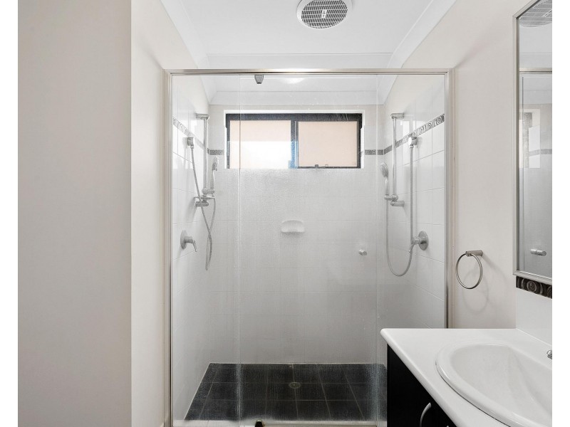 32 Floresta Street, Sinagra WA 6065