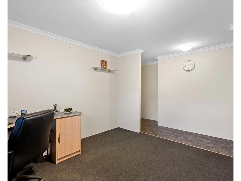 32 Floresta Street, Sinagra WA 6065