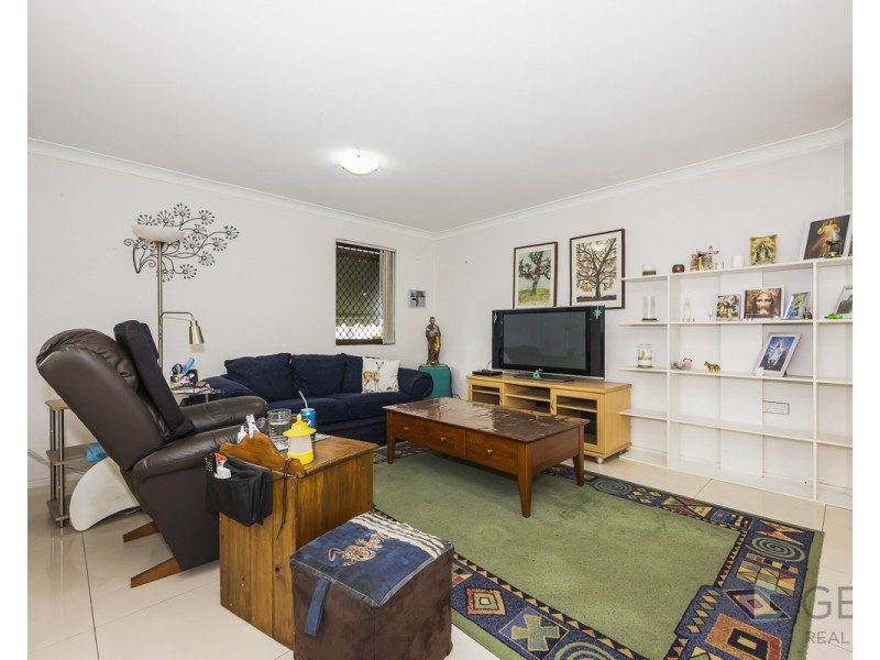 15 IPSWICH CRESCENT, Girrawheen WA 6064