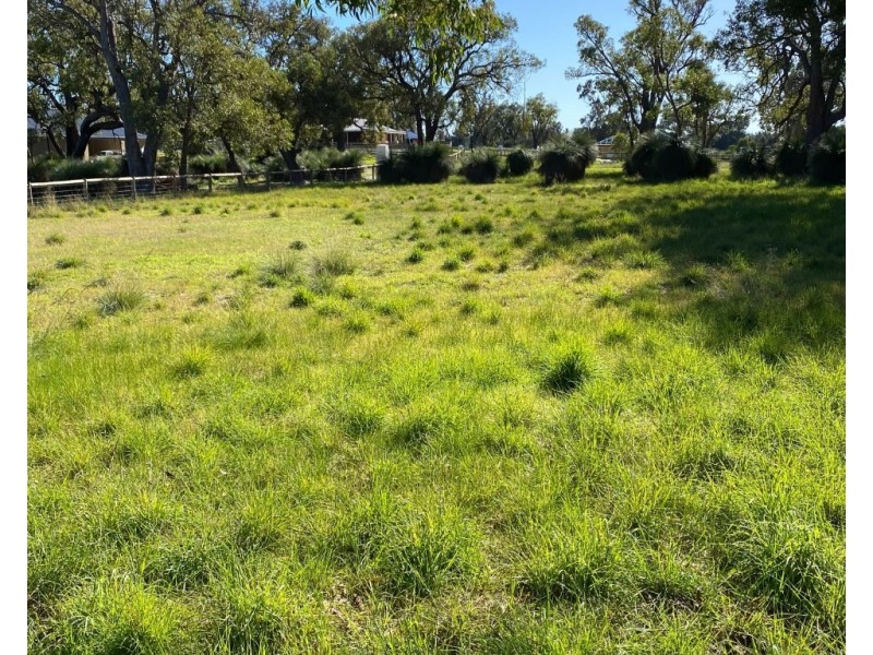 6 Bushel Road, Serpentine WA 6125