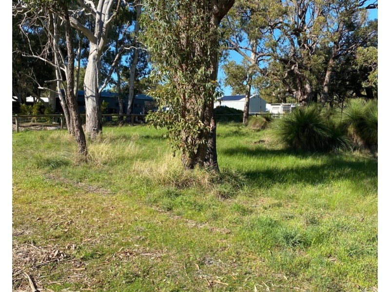 6 Bushel Road, Serpentine WA 6125