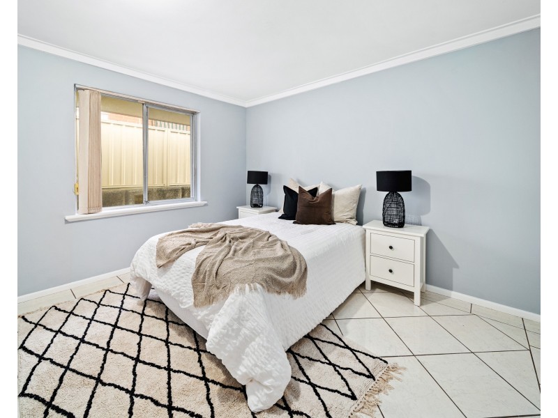 14 Greville Way, Girrawheen WA 6064