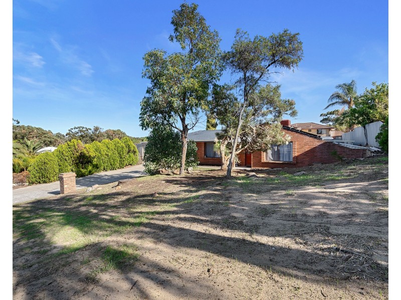 9 TAMBLYN CLOSE, Woodvale WA 6026