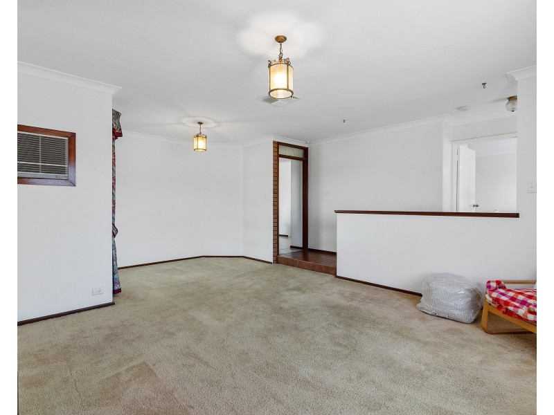 9 TAMBLYN CLOSE, Woodvale WA 6026