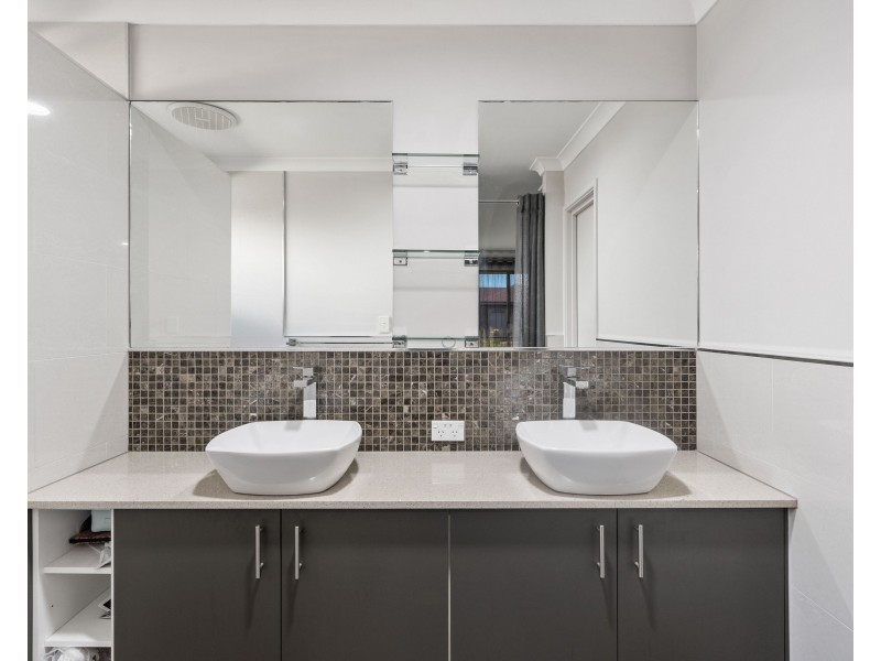 9 Pissaro Crescent, Ashby WA 6065