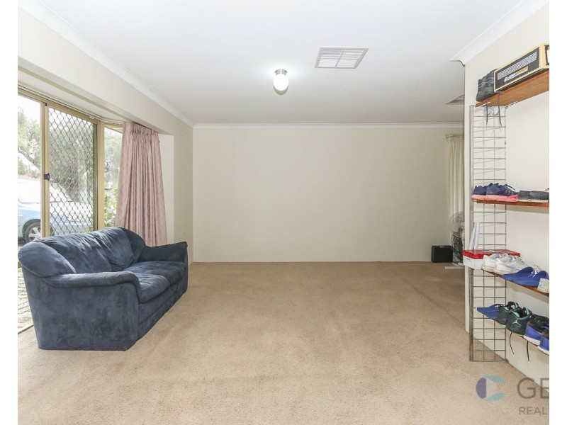 24 Gladstone Street, St James WA 6102