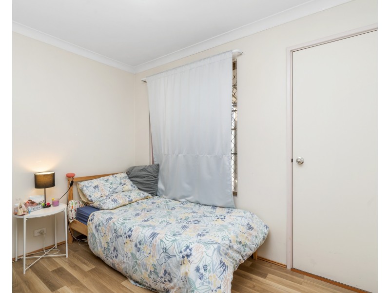 24 Gladstone Street, St James WA 6102