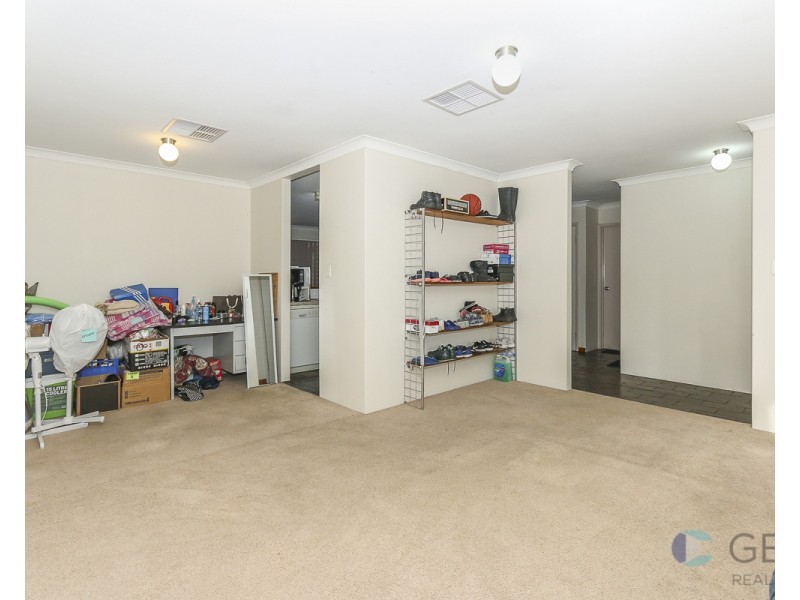 24 Gladstone Street, St James WA 6102