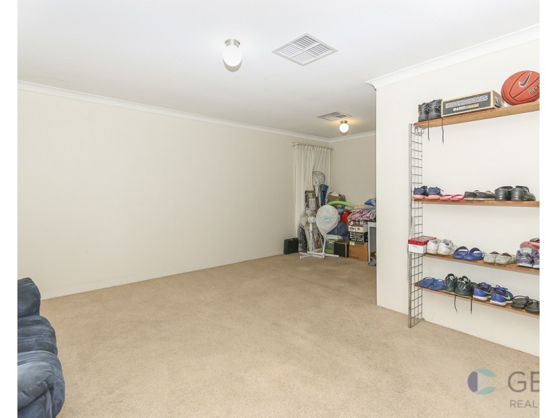 24 Gladstone Street, St James WA 6102